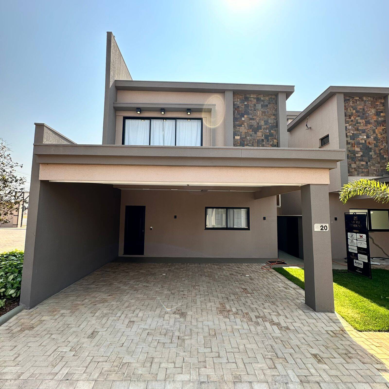 #23 - Sobrado para Venda em Nova Mutum - MT