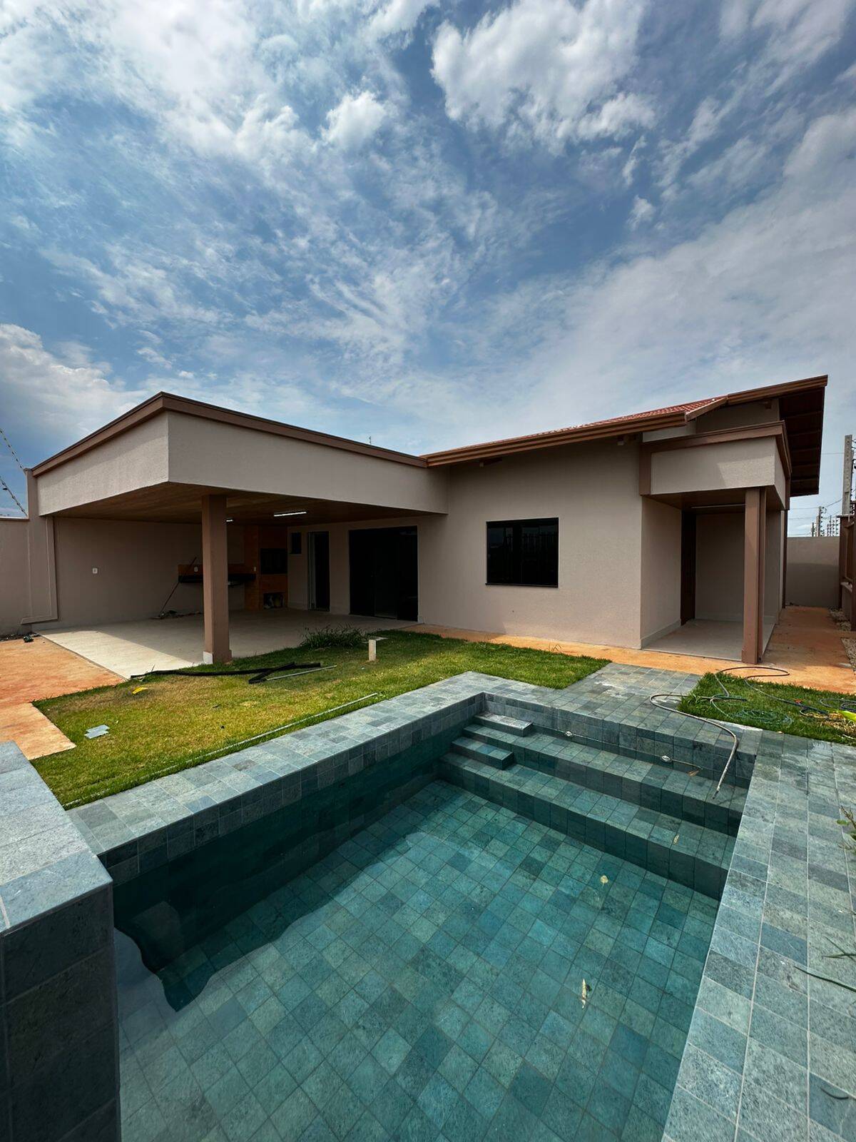 #25 - Casa para Venda em Nova Mutum - MT