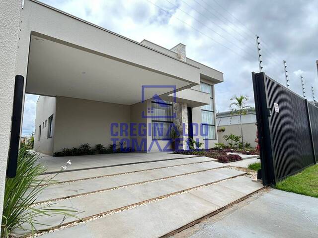 #13 - Casa para Venda em Nova Mutum - MT