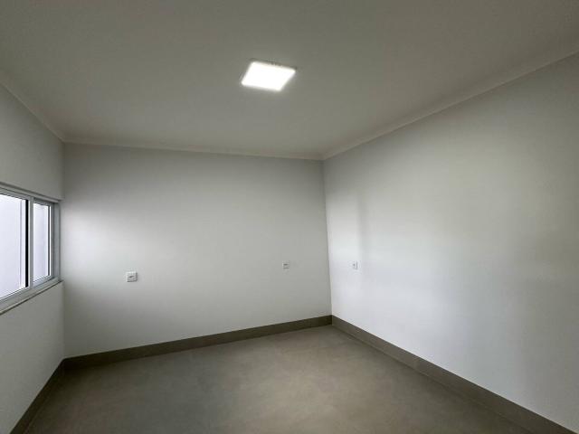 Casa para Venda em Nova Mutum - 4