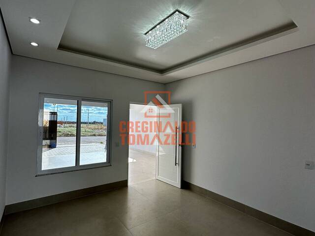 #20 - Casa para Venda em Nova Mutum - MT - 2