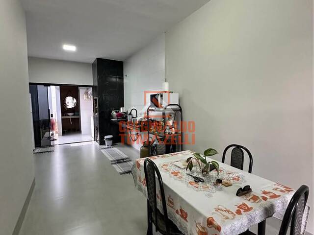 #24 - Casa para Venda em Nova Mutum - MT - 2