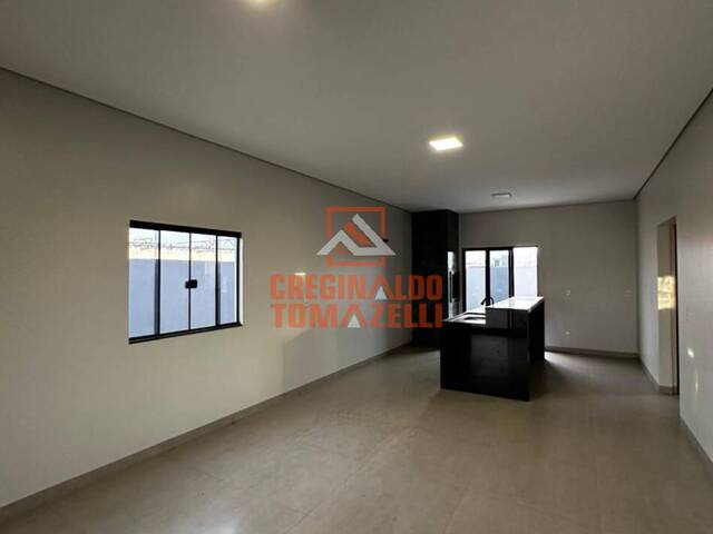 #48 - Casa para Venda em Nova Mutum - MT - 2